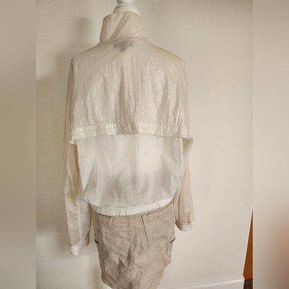 ALALA lightweight jacket windbreaker running jacket luxury like Lululemon - Picture 6 of 15